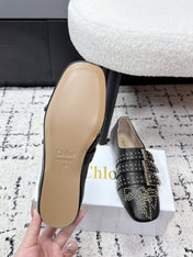 CHLOÉ 26S FLAT SHOES IN BLACK CALFSKIN WITH METAL STUDS