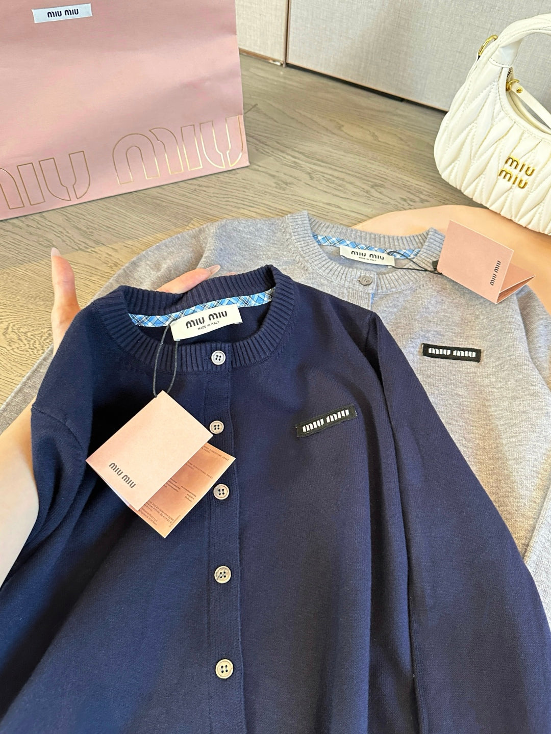 MIUMIU CARDIGAN STYLE 268