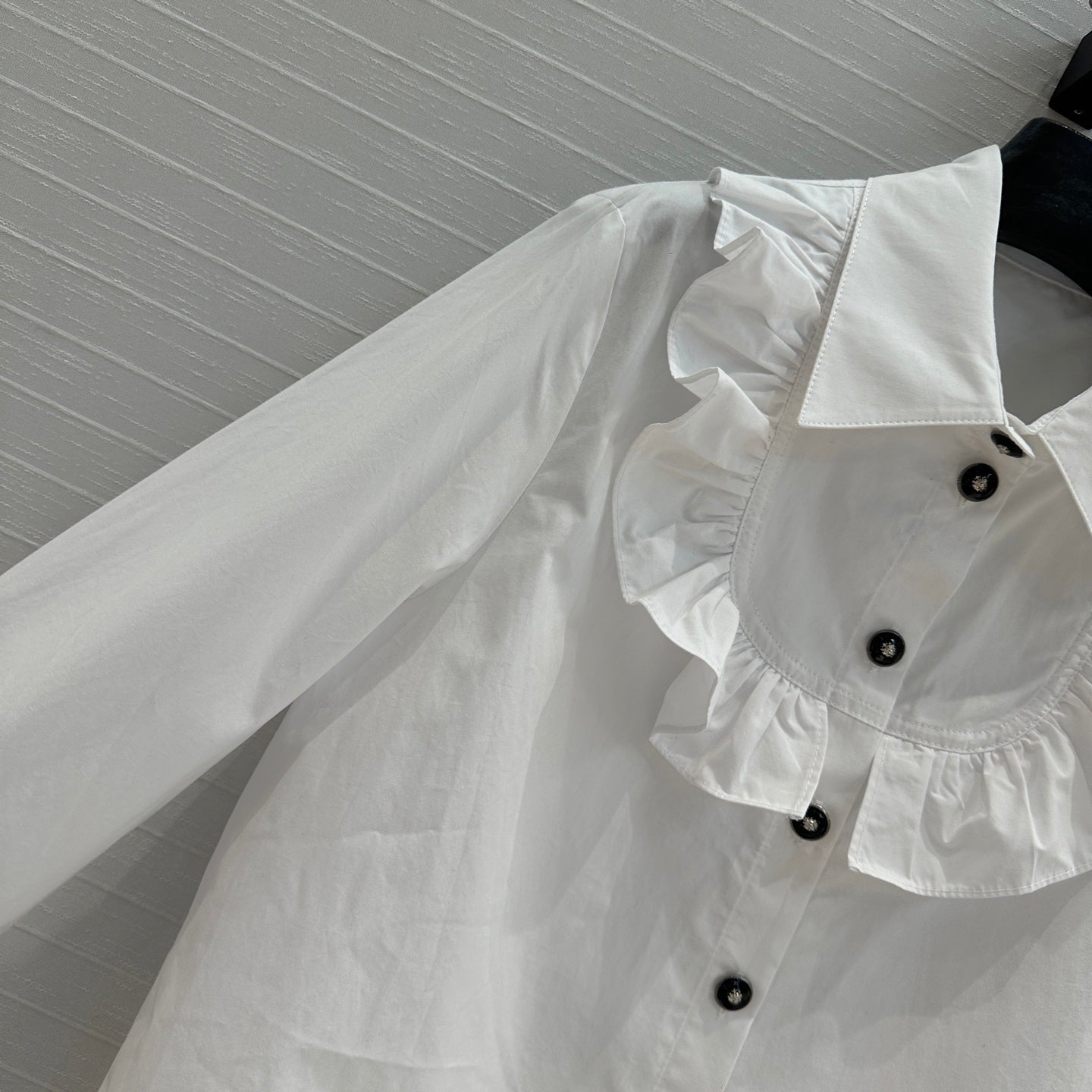 CC 25 Lace Collor Shirt White Cotton