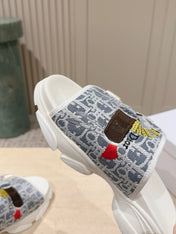 DIOR 26S DOUBLE STRAP SLIDE SANDALS IN LIGHT GREY MONOGRAM CANVAS