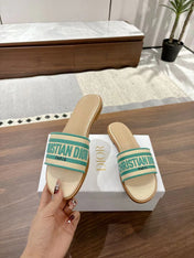 DWAY SLIDES IN BEIGE AND GREEN TECHNICAL FABRIC