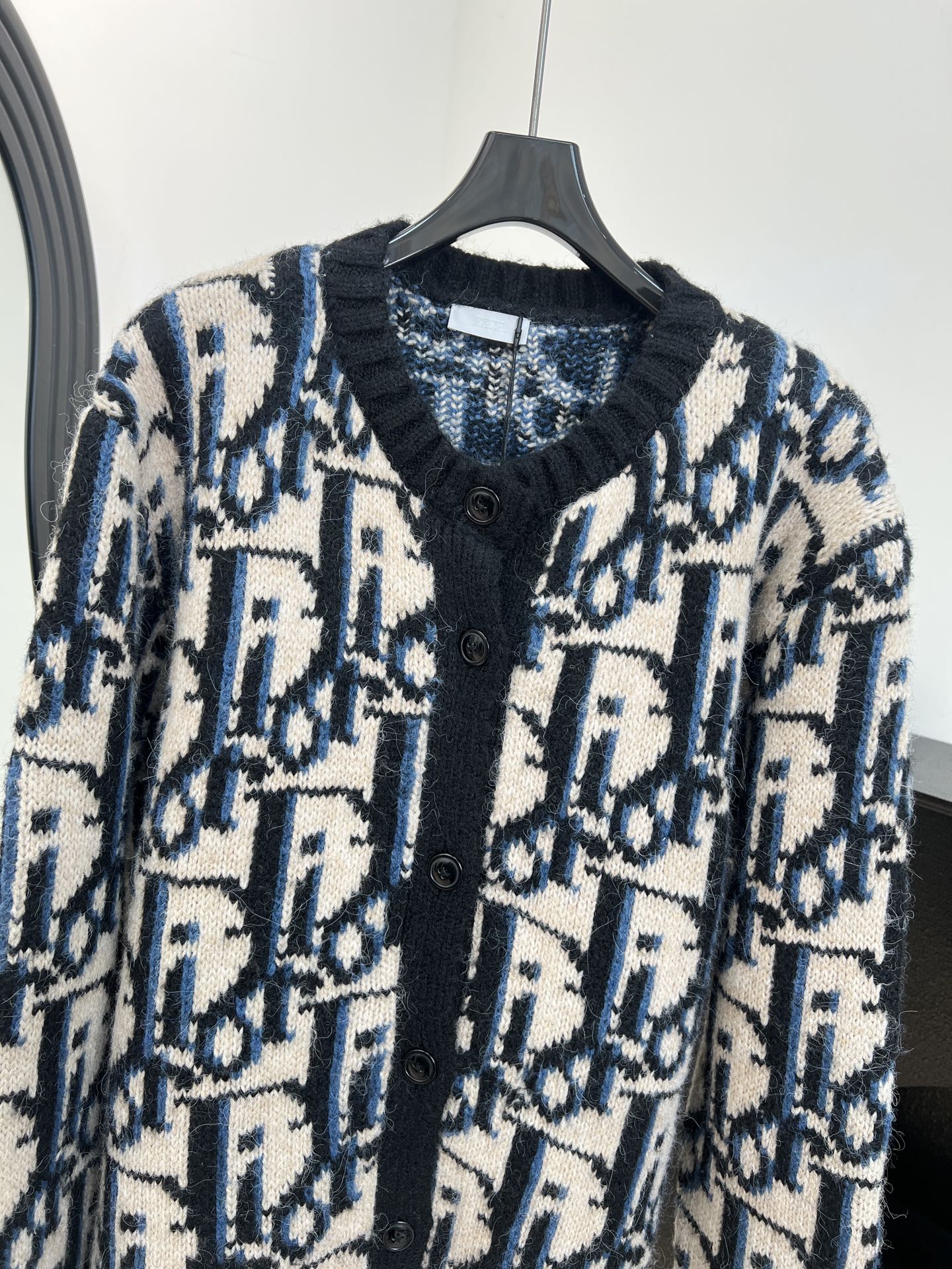 DIOR 26S KNITTED CARDIGAN 1064