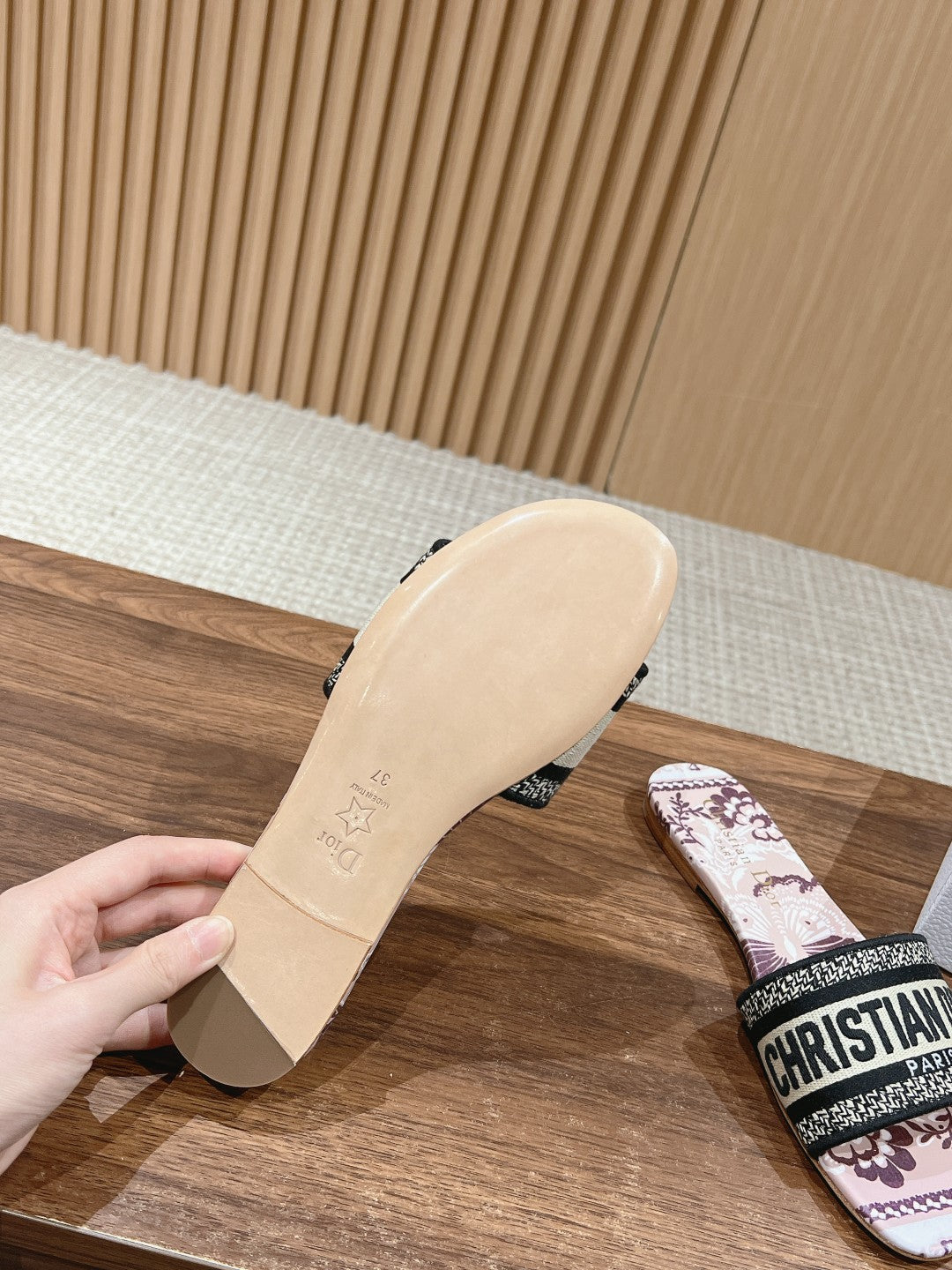 DIOR 26S SLIDE SANDALS IN MAUVE FLORAL PRINT LOGO STRAP