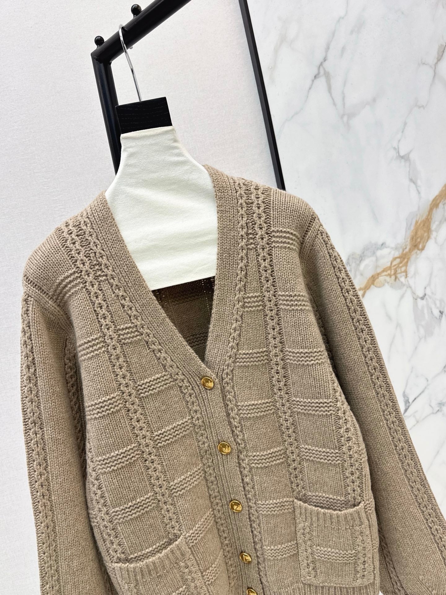 VALENTINO 26S CARDIGAN STYLE 70